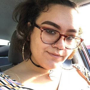 Meet your Posher, Priscilla